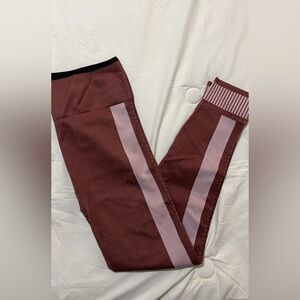 SOLD 
Chic Fabletics Leggings
